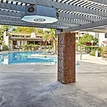 Scottsdale Condo With Private Balcony And Pool Access!