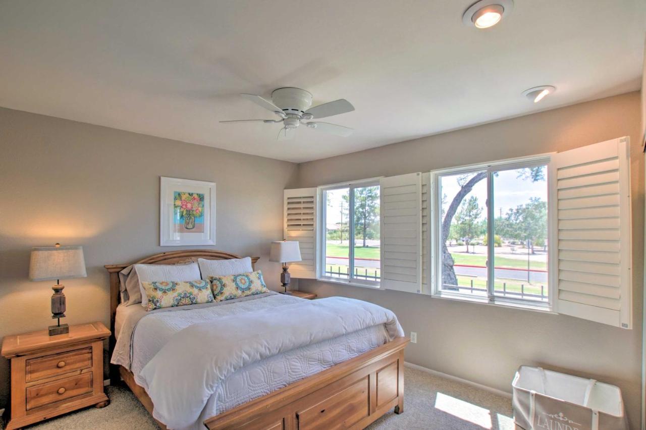 Sunny Townhome - Walk To Trolley And Holiday home *