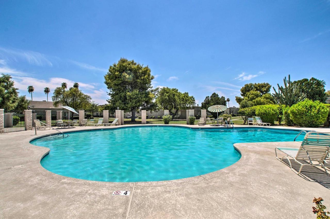 Sunny Townhome - Walk To Trolley And Holiday home