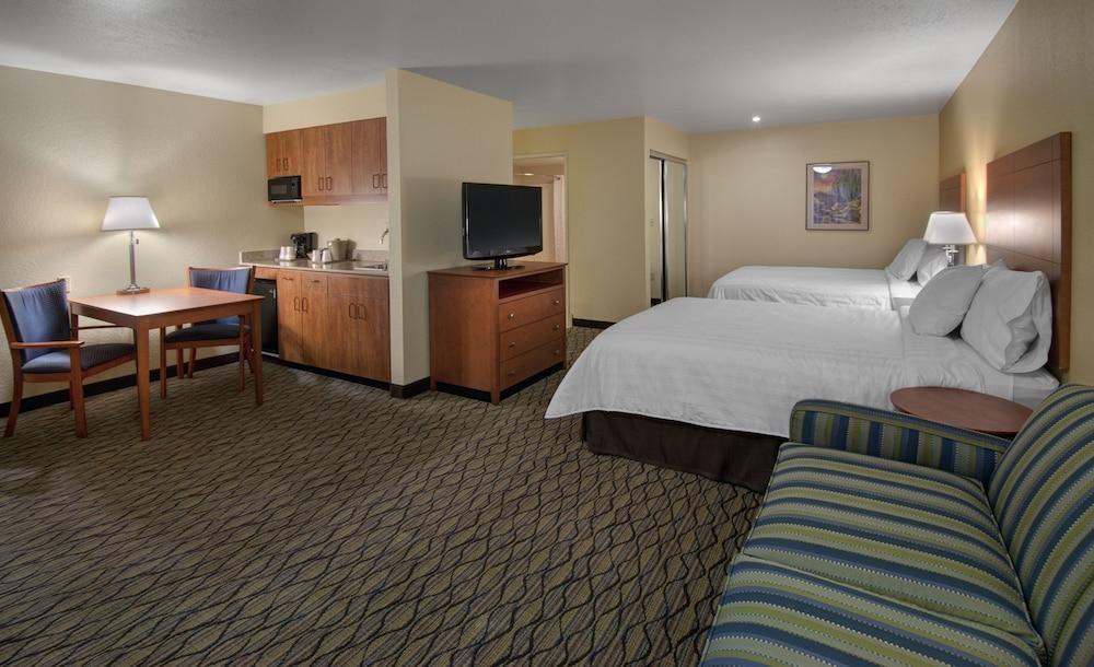 Independence 47 Hotel