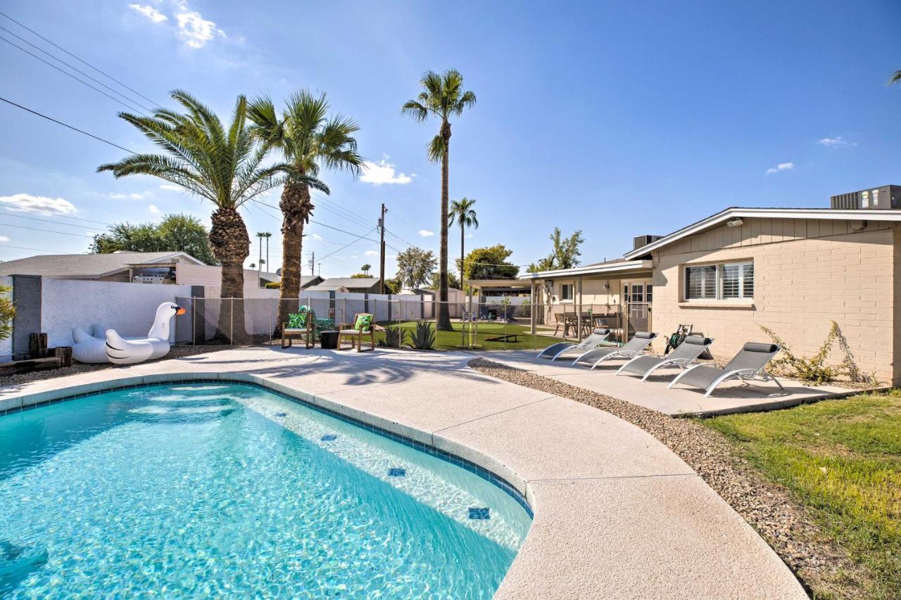 Modern Gem With Pool, Games, Patio And *