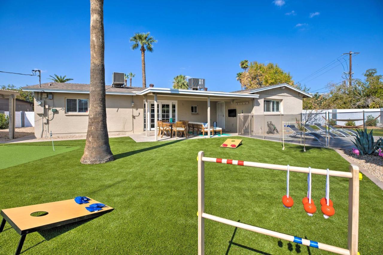Modern Gem With Pool, Games, Patio And Holiday home *