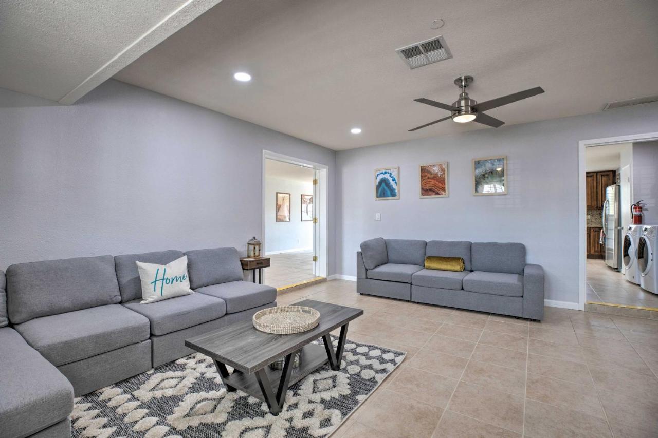 Modern Gem With Pool, Games, Patio And