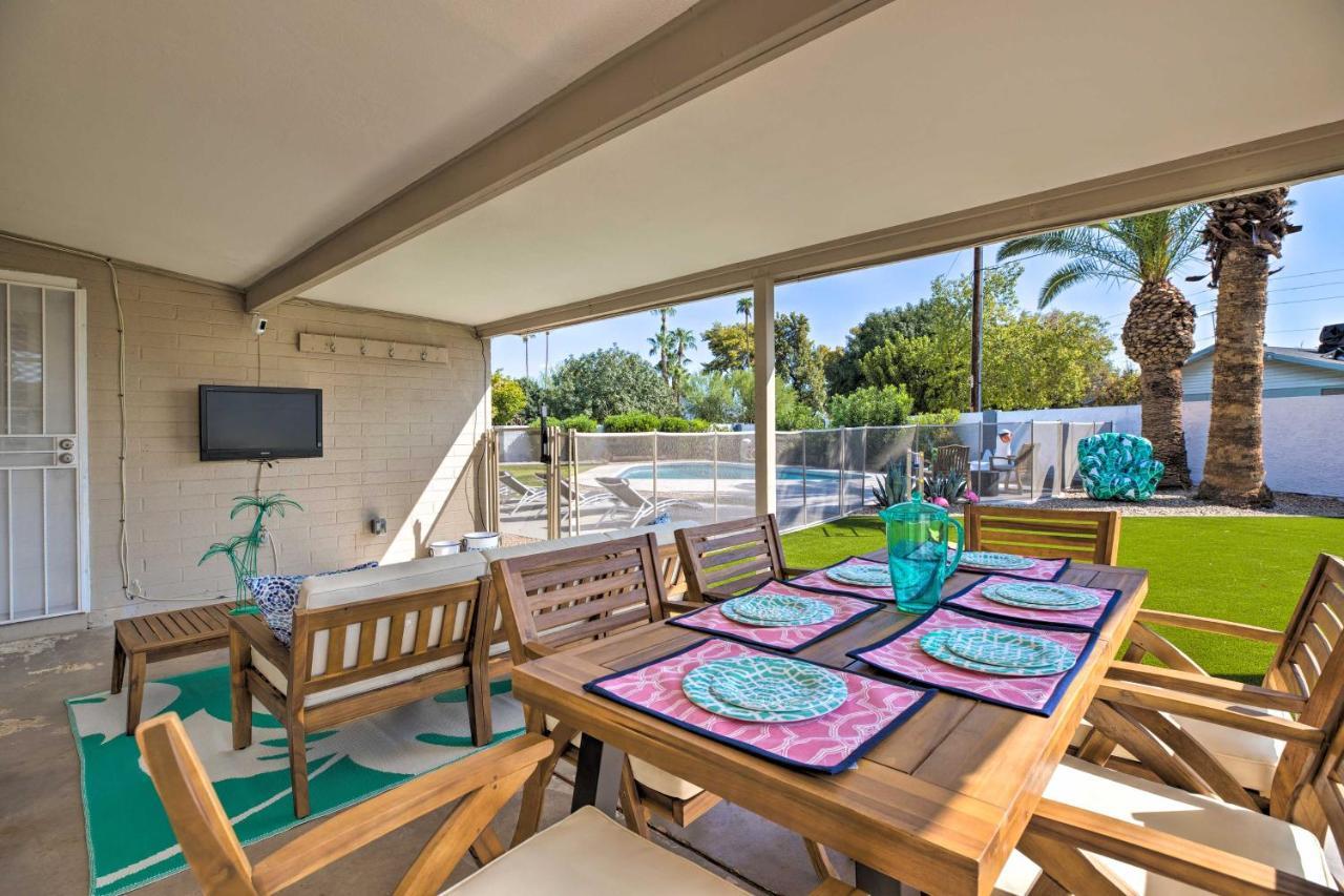 Modern Gem With Pool, Games, Patio And