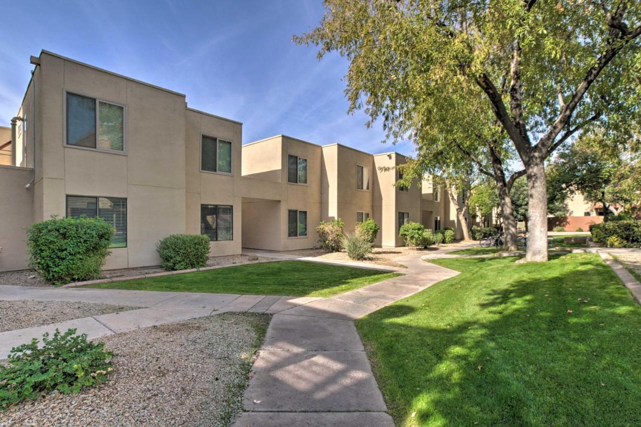 On Golf Course With Pool Access! Apartment Scottsdale