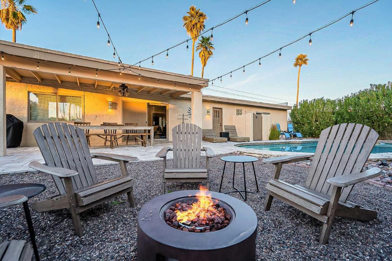 Holiday home Adobe With Backyard Oasis!