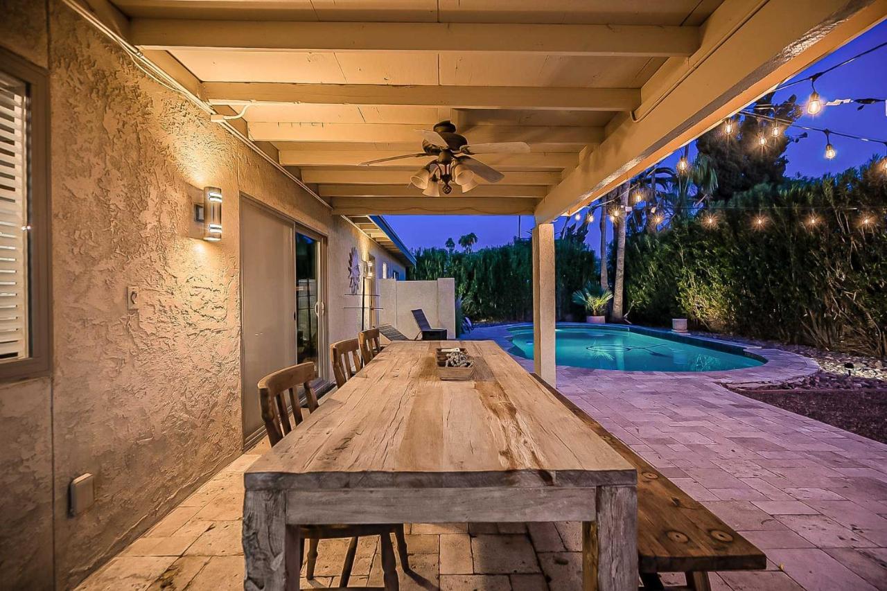 Holiday home Adobe With Backyard Oasis! *