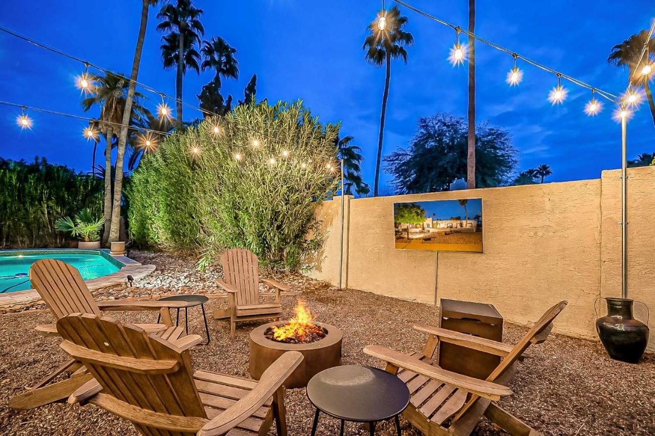 Holiday home Adobe With Backyard Oasis!