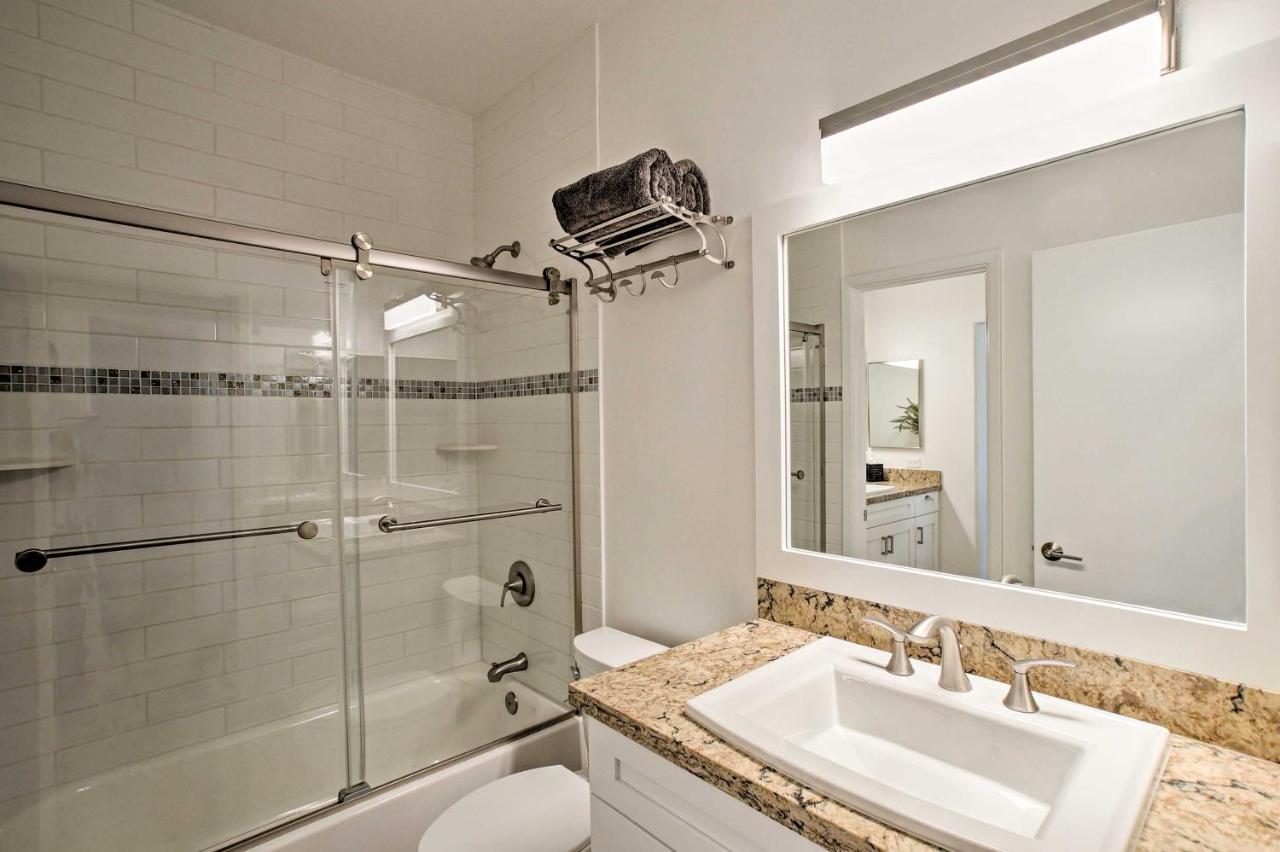 With Pool And Patio, 5 Mi To Old Town Apartment