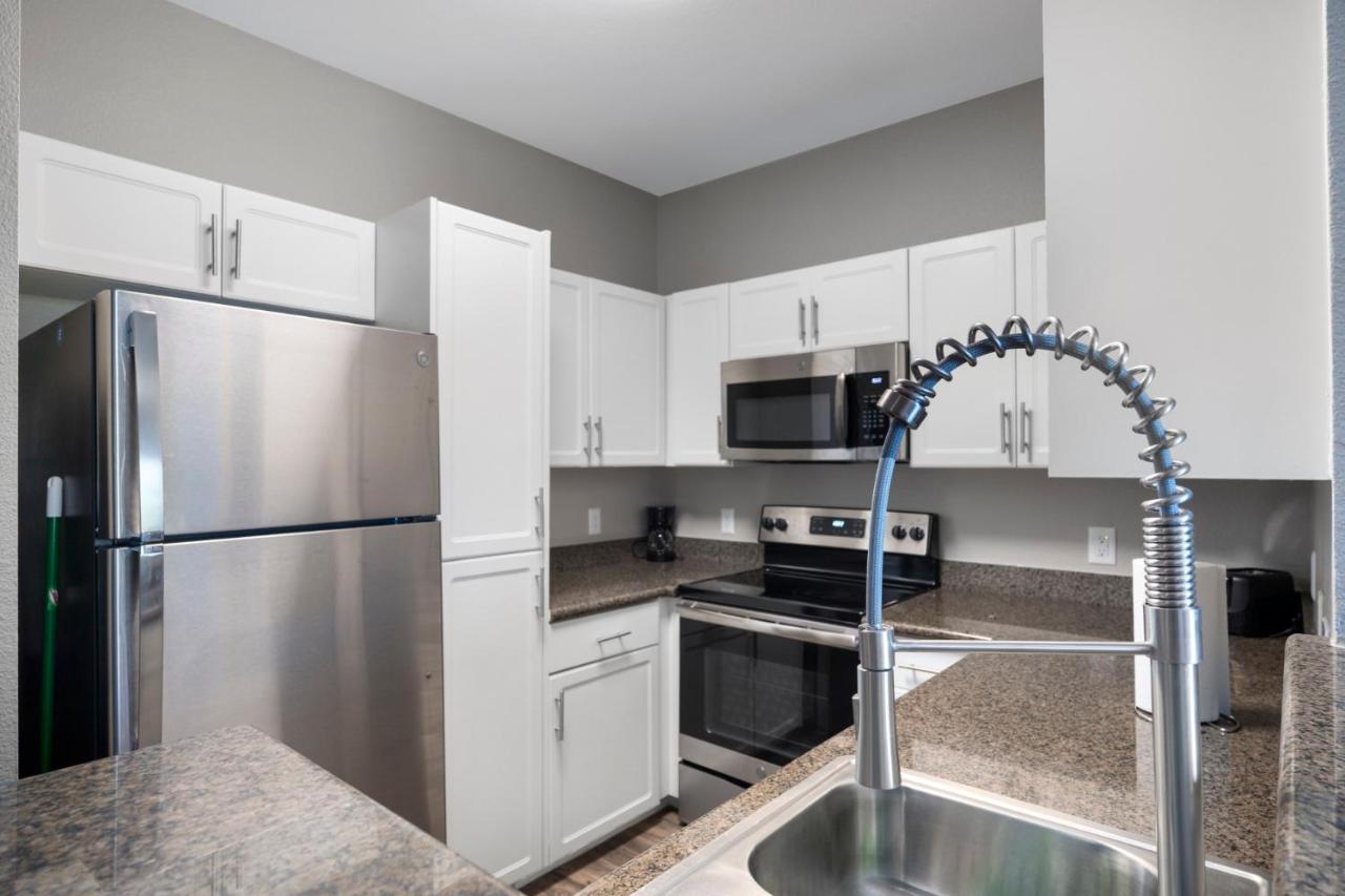 Luxury Mountain View 2br With Balcony Located In Apartamento Scottsdale