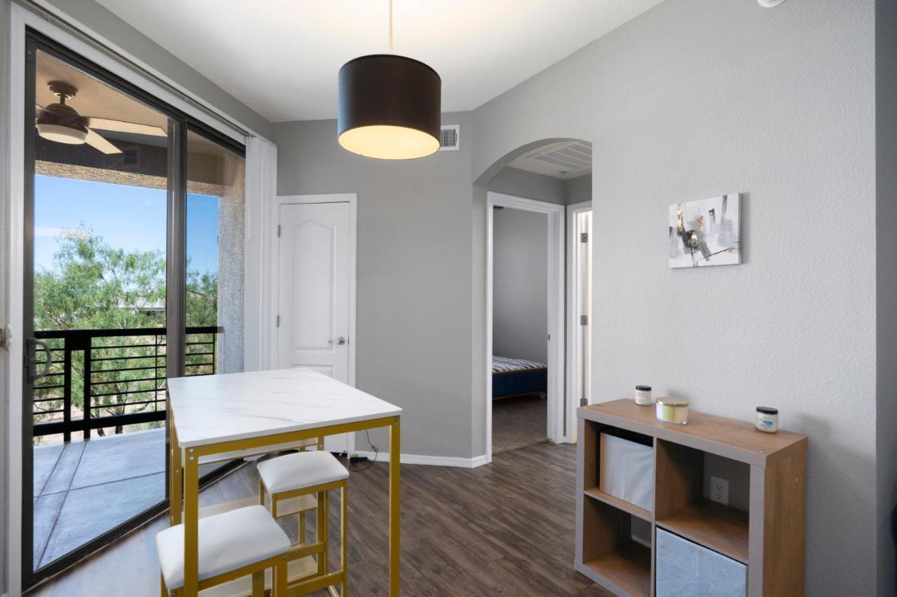 Luxury Mountain View 2br With Balcony Located In