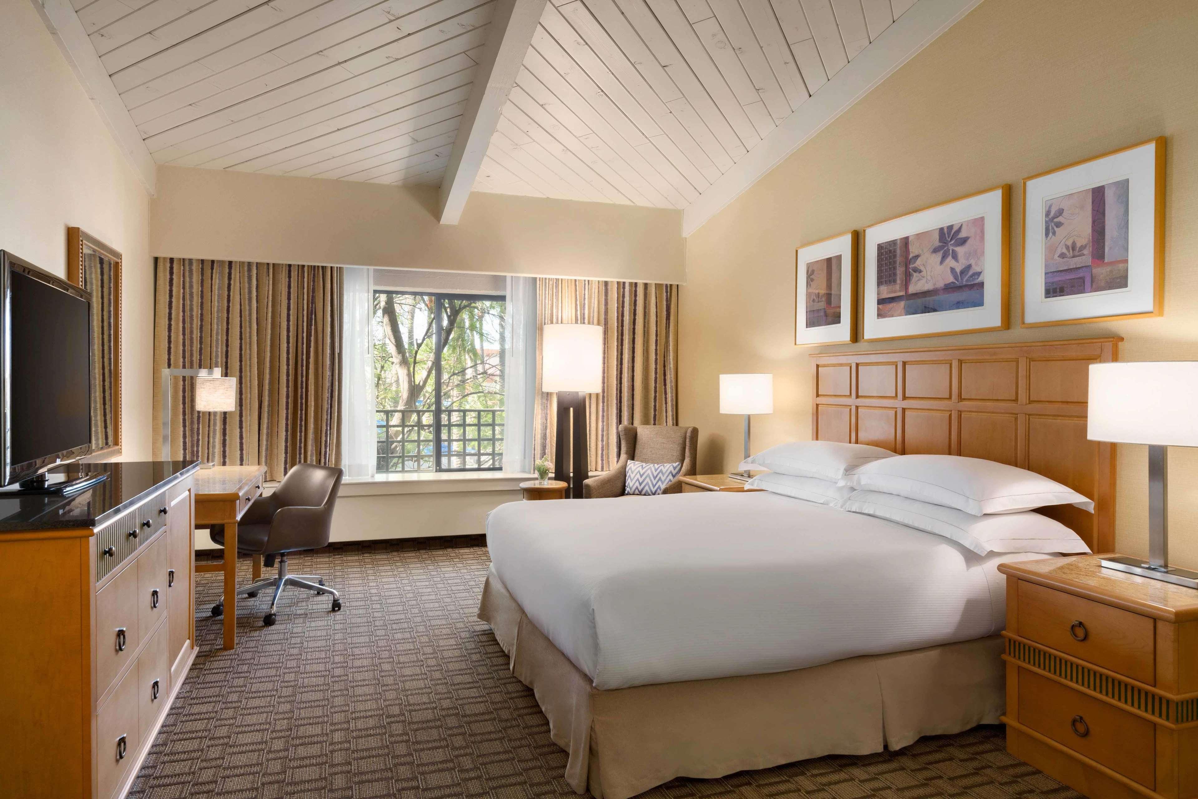 Hilton & Resort