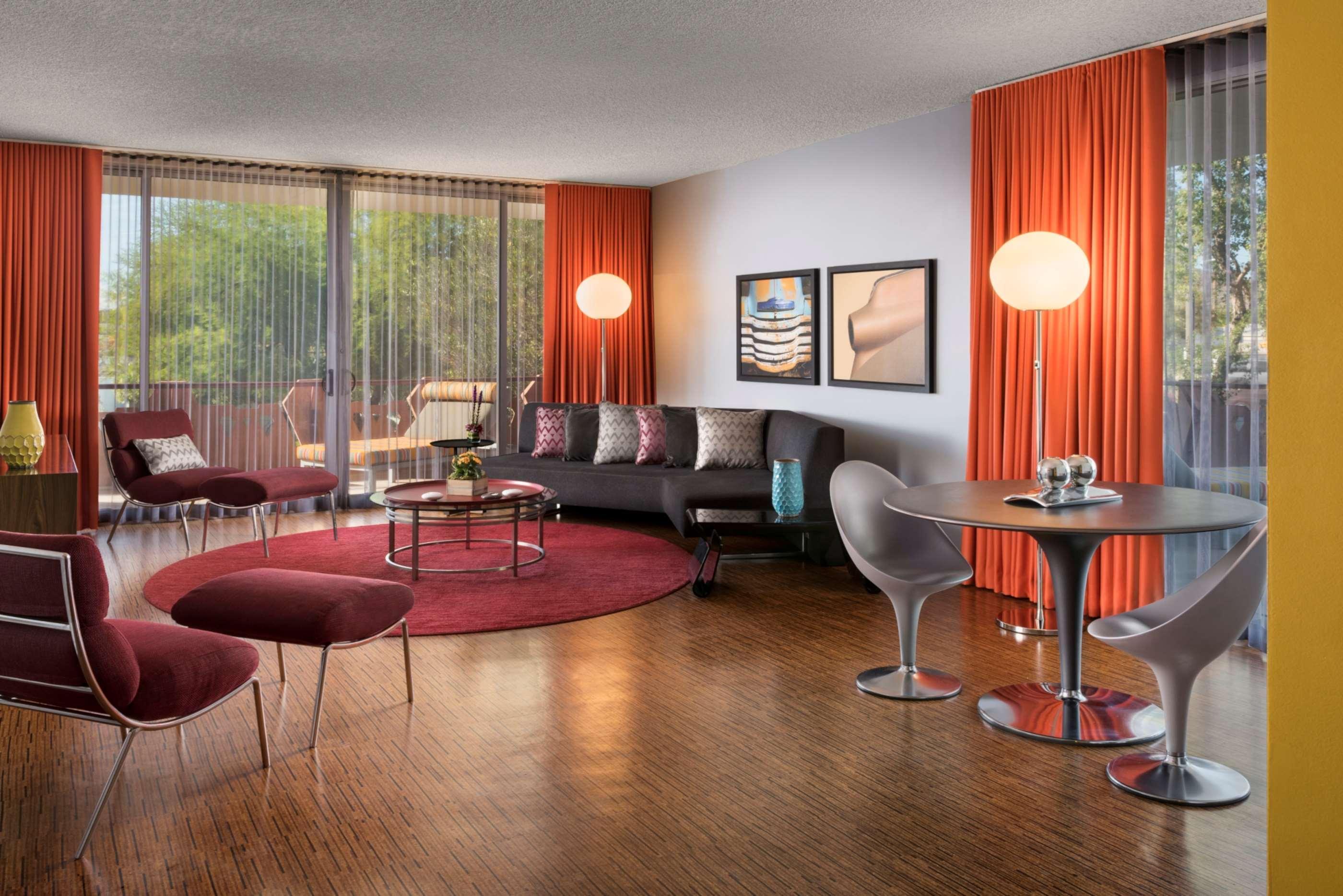 Valley Ho Hotel