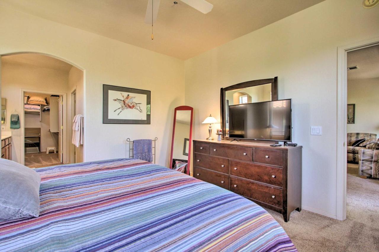 Apartment With Balcony And Amenities! *