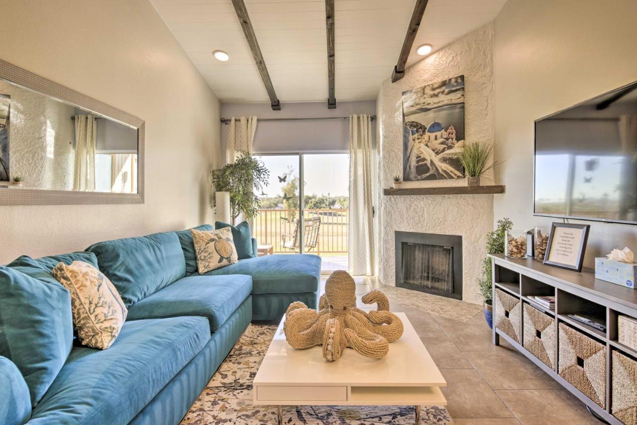 With Golf Course And Mountain Views! Apartment Scottsdale