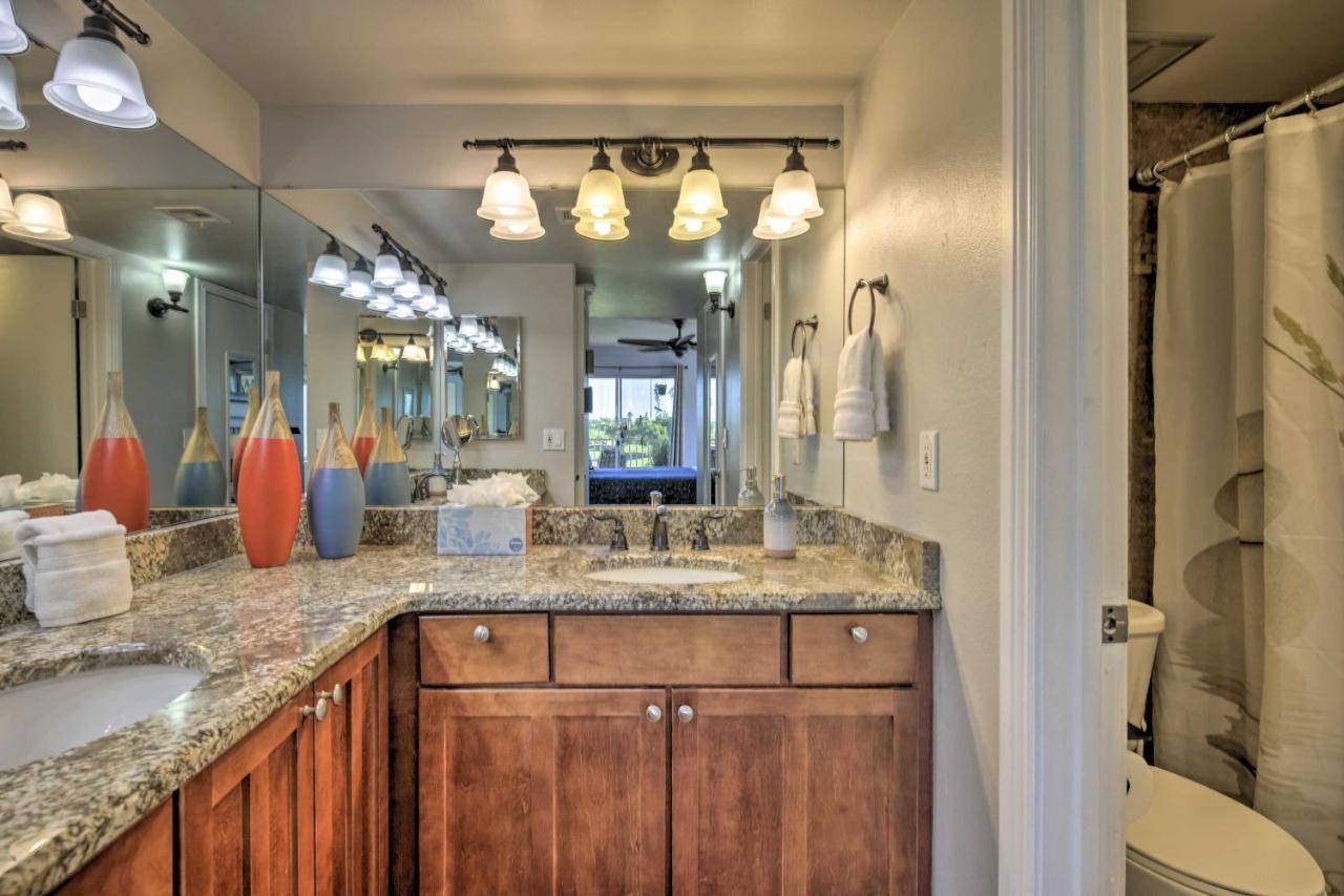 With Golf Course And Mountain Views! Apartment