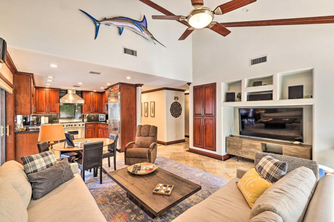 Townhouse With Pool Access! *