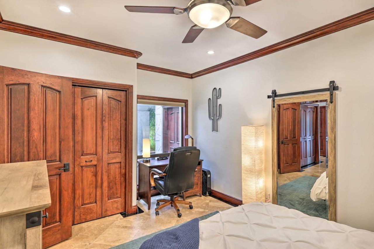 Holiday home Townhouse With Pool Access!
