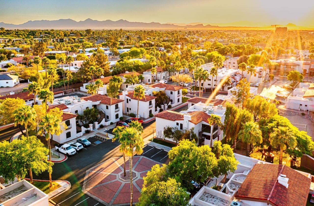 Camelback 4*
