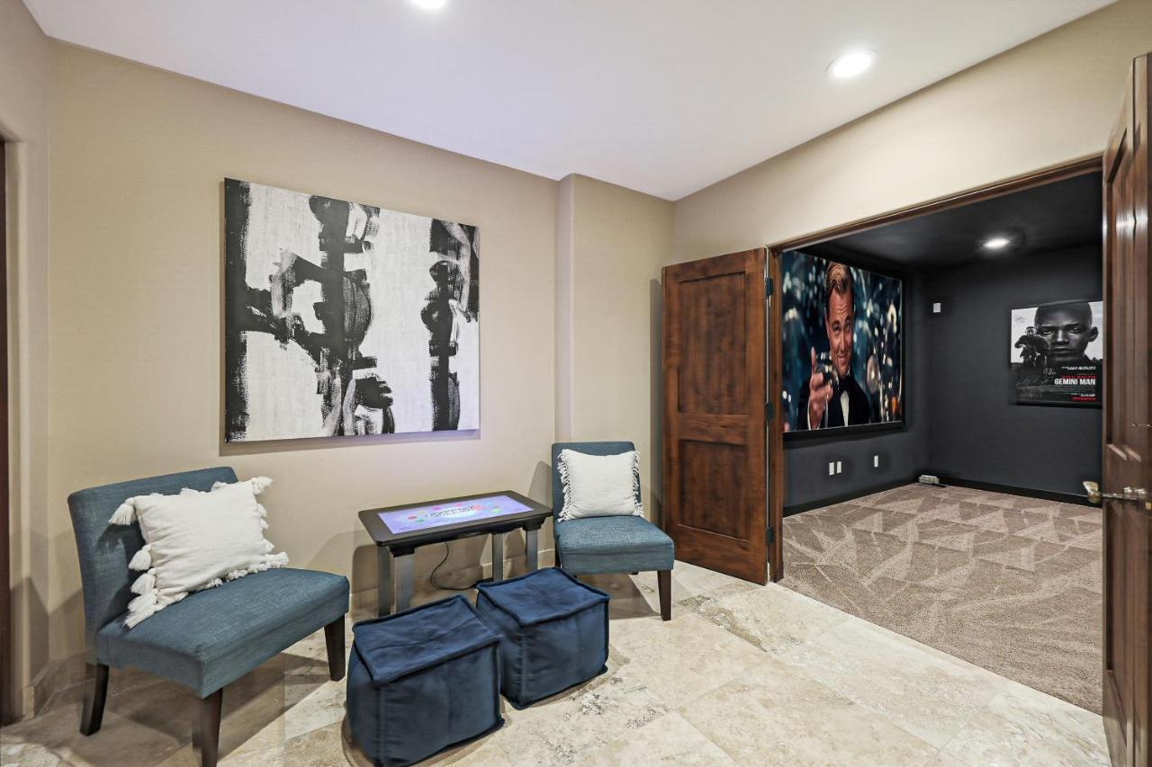 Luxury Estate, Sleeps 24, Sonoran By Homestakes *
