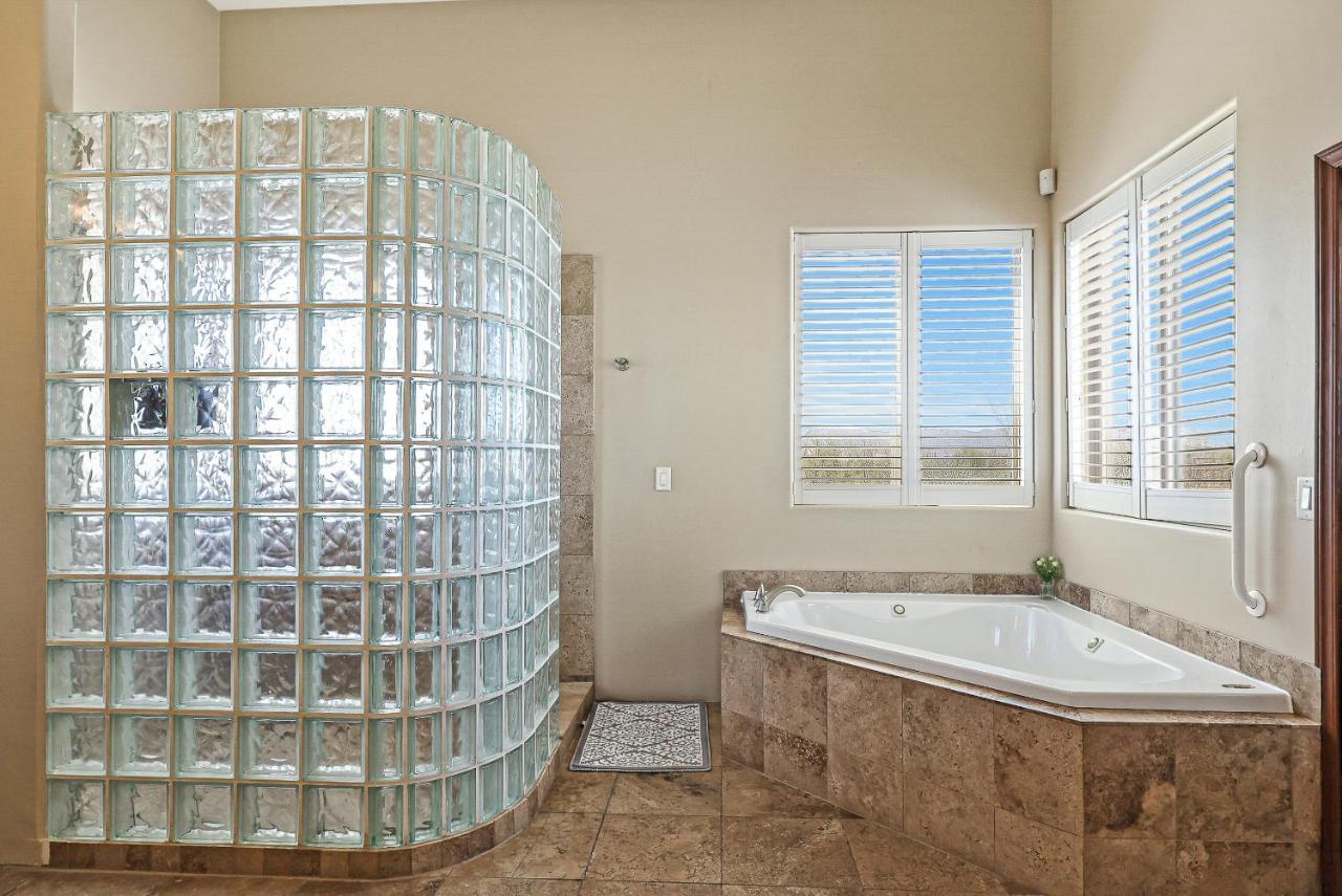 Pousada Luxury Estate, Sleeps 24, Sonoran By Homestakes Scottsdale