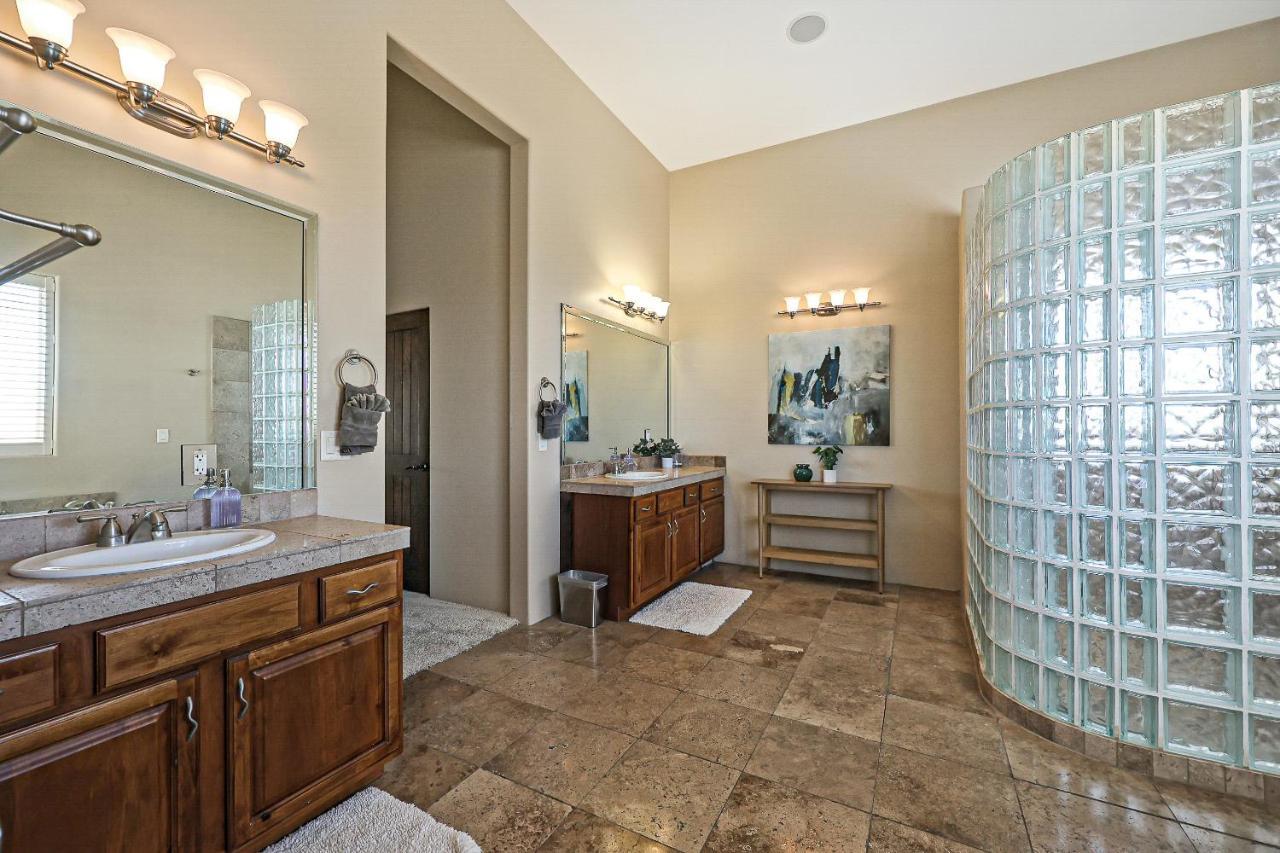 Pousada Luxury Estate, Sleeps 24, Sonoran By Homestakes Scottsdale
