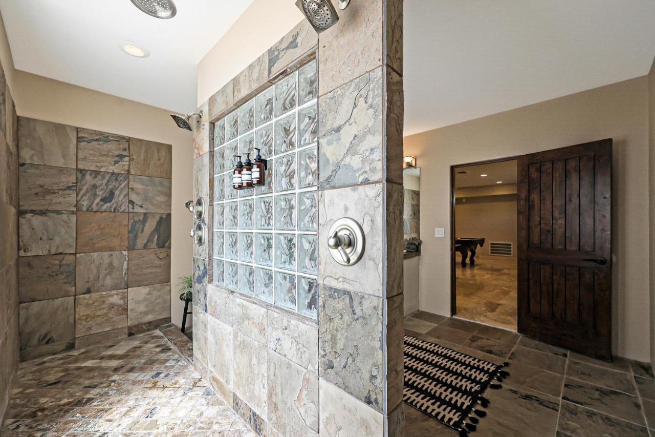 Pousada Luxury Estate, Sleeps 24, Sonoran By Homestakes