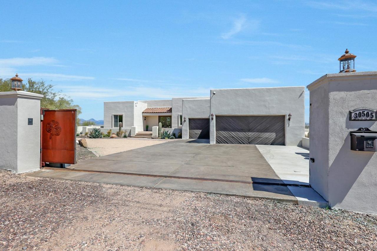 Pousada Luxury Estate, Sleeps 24, Sonoran By Homestakes *