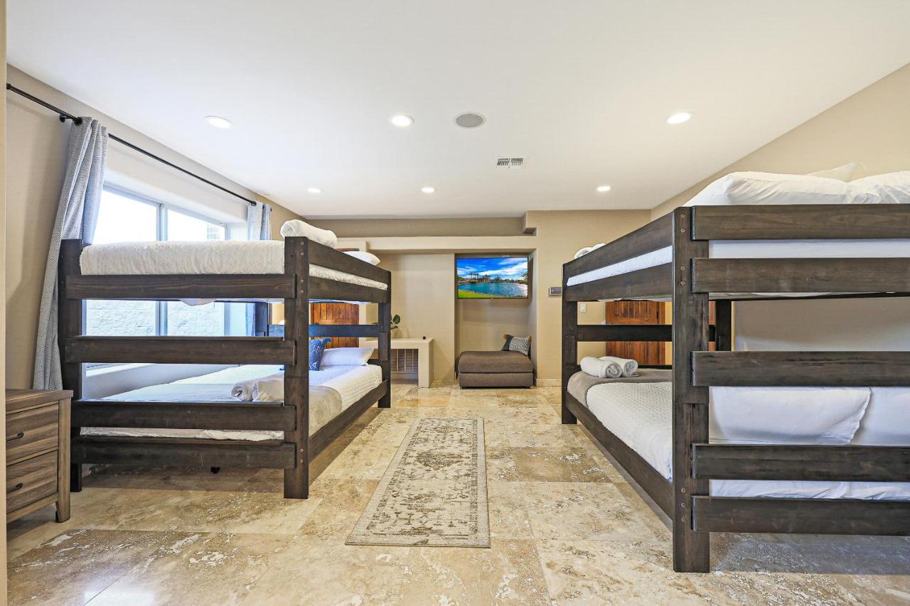 Luxury Estate, Sleeps 24, Sonoran By Homestakes