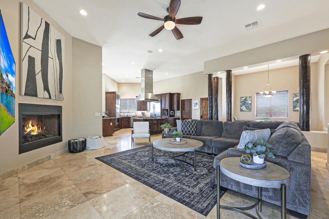 Luxury Estate, Sleeps 24, Sonoran By Homestakes Pousada Scottsdale