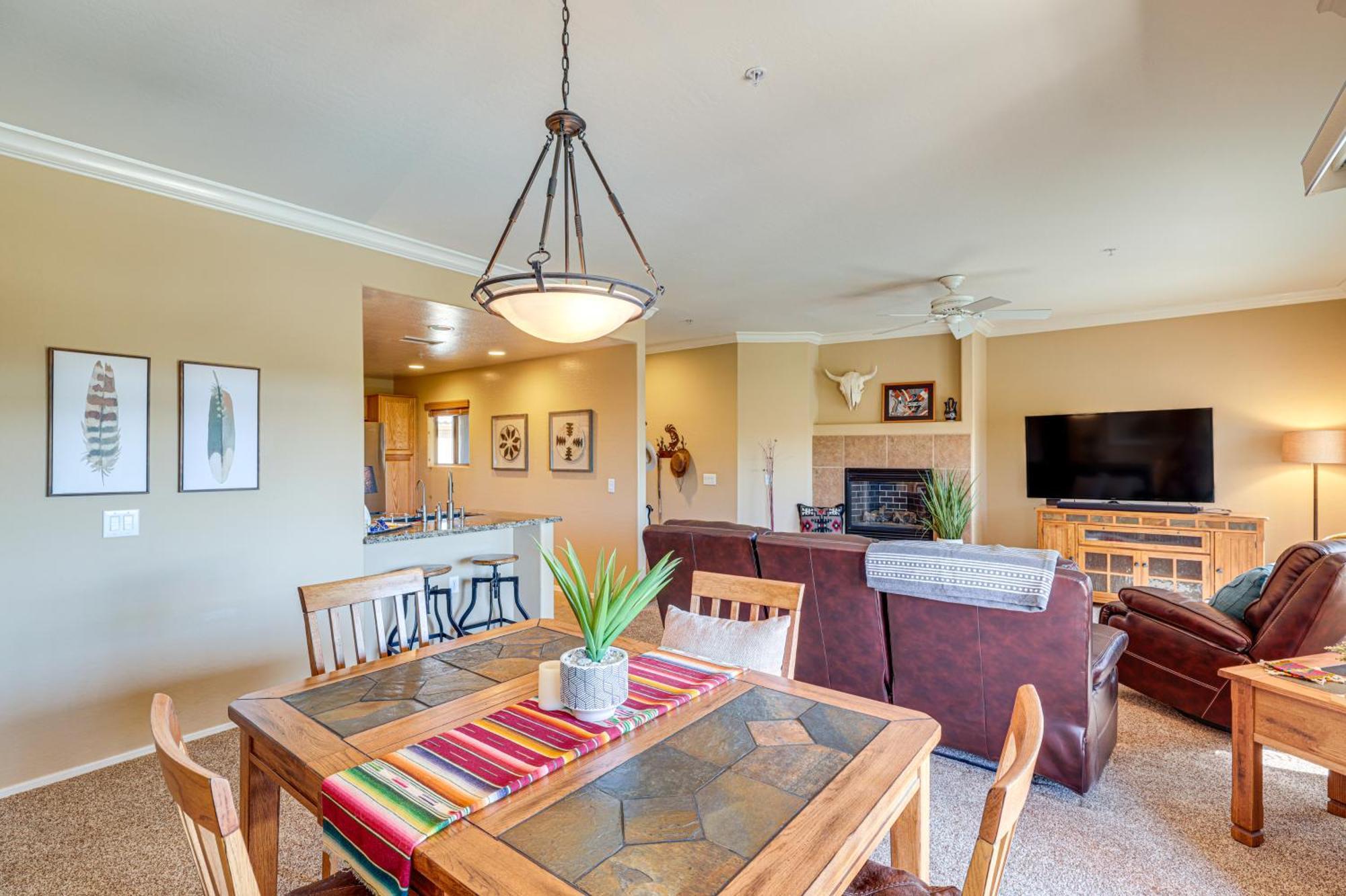 Quiet With Pool Access, 4 Mi To Tpc Apartment *