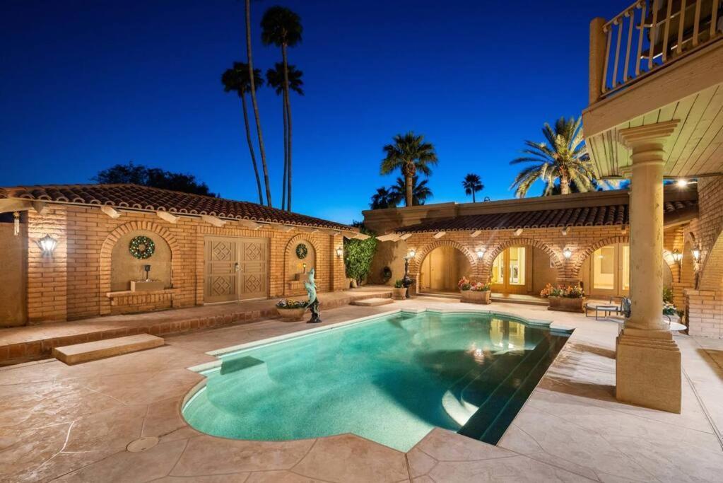 Pousada Ethereal Corner Ritz Carlton Grand Estate Golf Mountains Jacuzzi Sauna Theater Gym Scottsdale