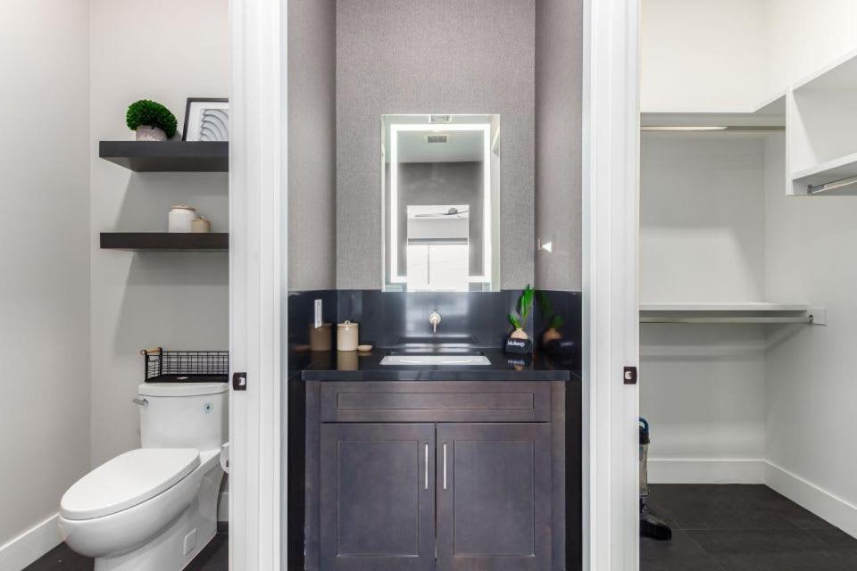 The Lux At Craftsman - Old Town Penthouse 2