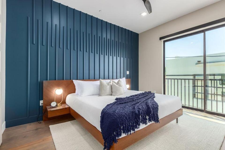 The Lux At Craftsman - Old Town Penthouse 2