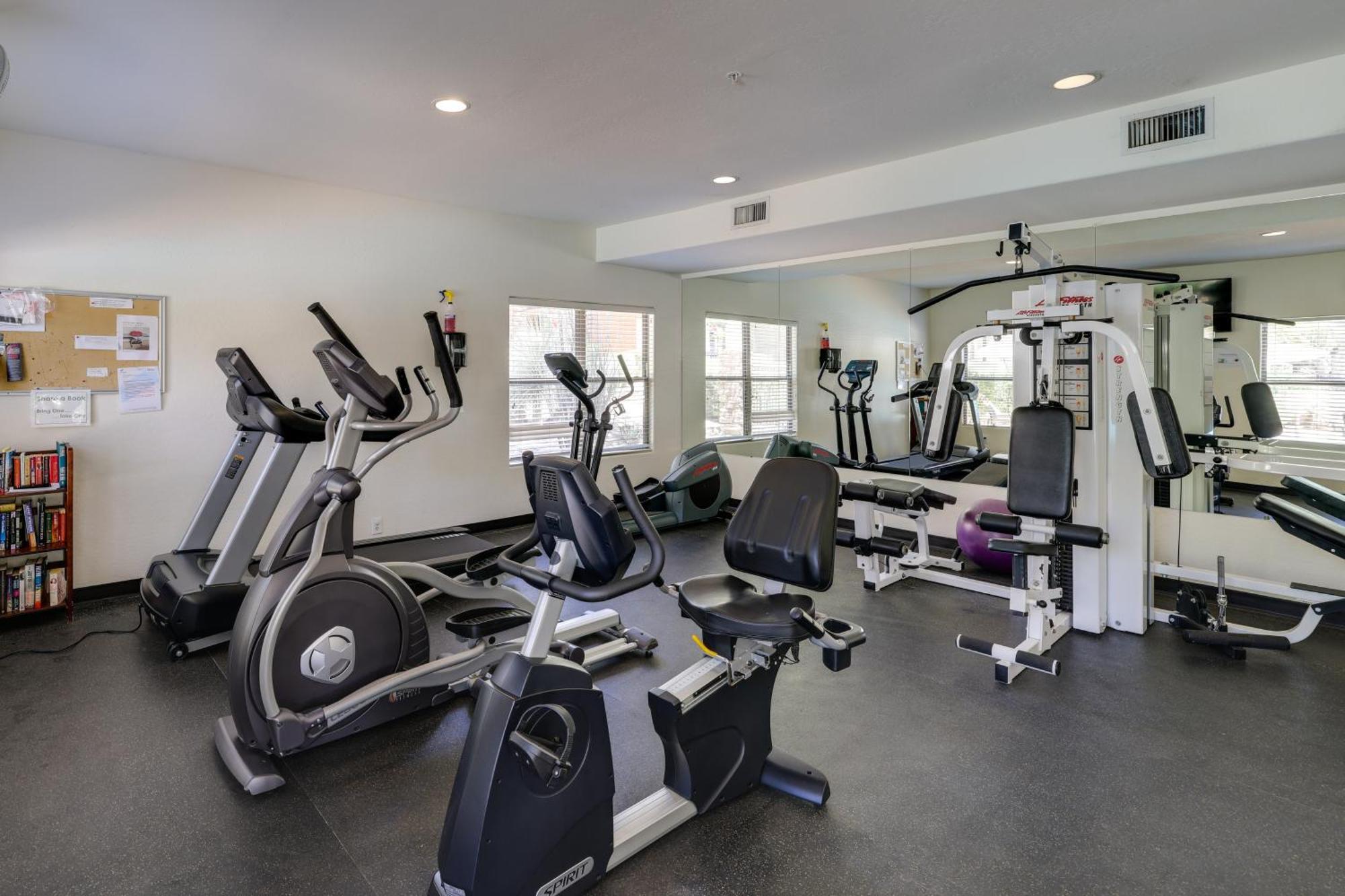 Quiet With Pool Access, 4 Mi To Tpc Scottsdale