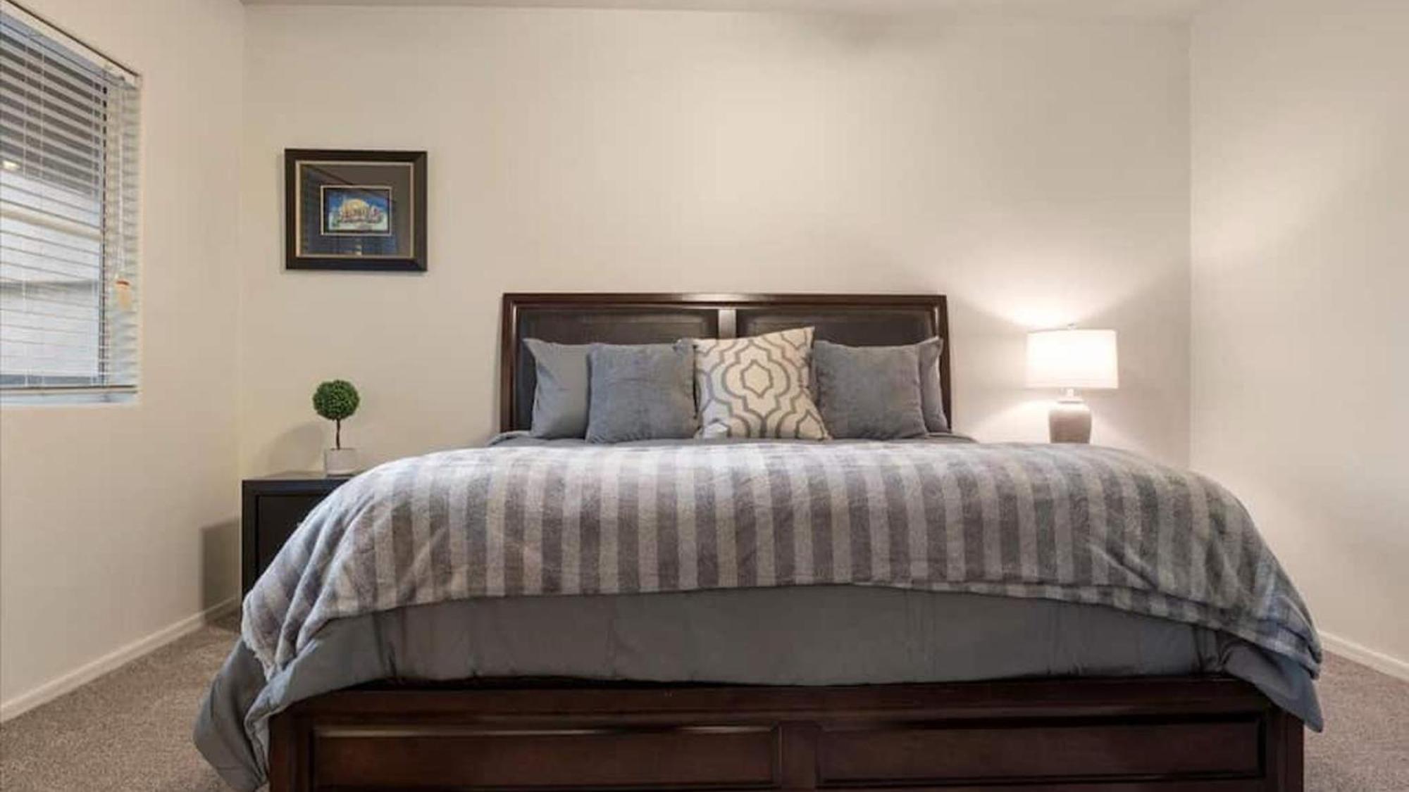 Beautiful 3 Bdrm Wgarage Casa de férias