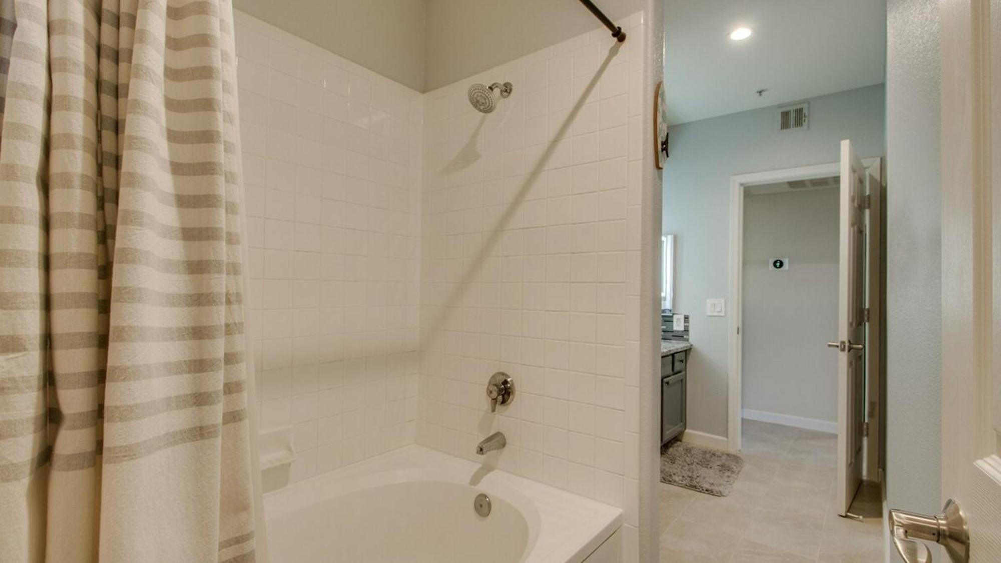 Remodeled 1 Bdrm In North Casa de férias