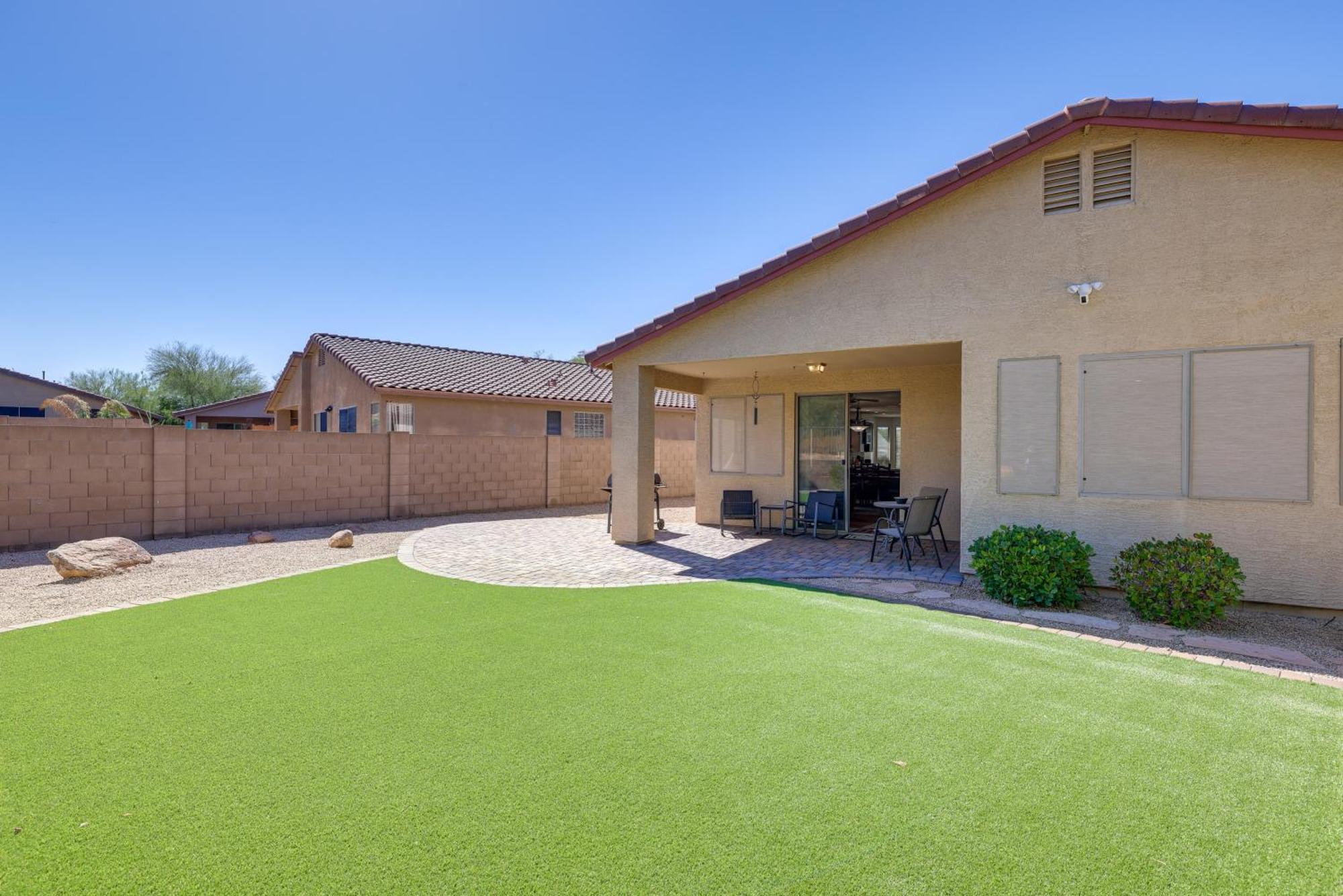 Contemporary House About 6 Mi To Pinnacle Peak Park! Holiday home
