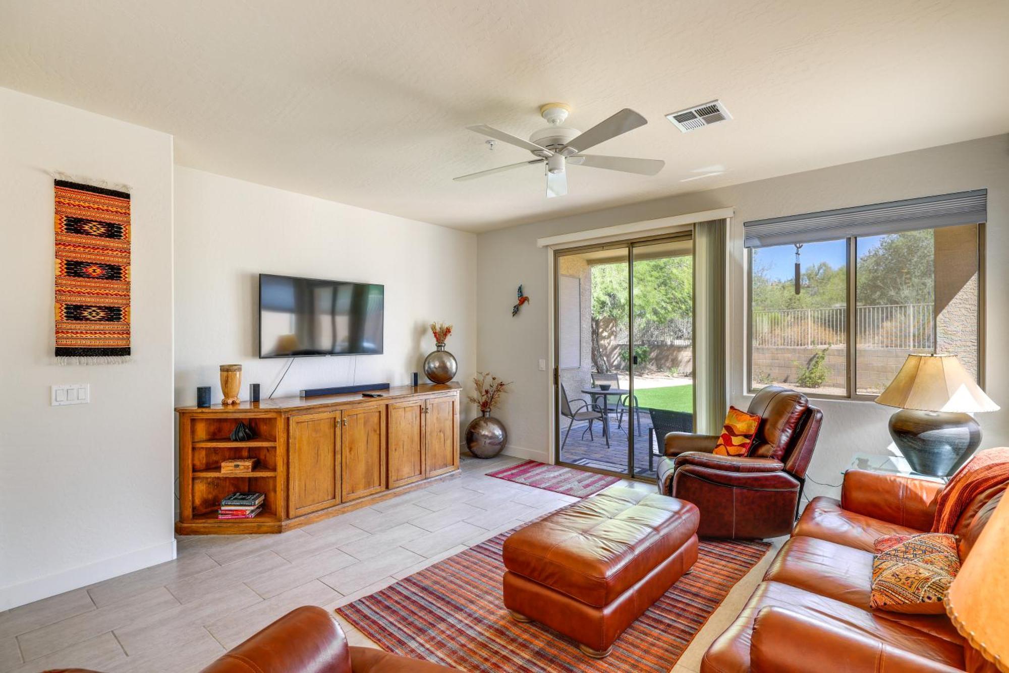 Contemporary House About 6 Mi To Pinnacle Peak Park! *