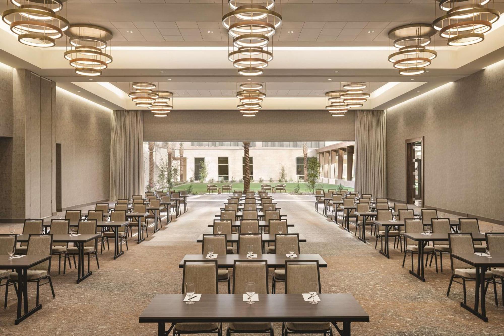 Hotel Hilton North At Cavasson