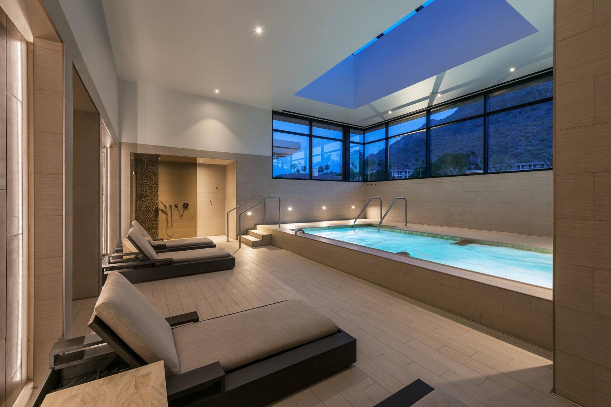 The Phoenician, A Luxury Collection Resort,