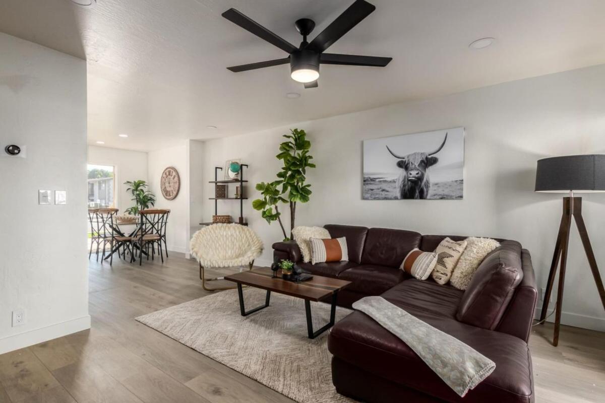 Modern Townhouse-walk 2 Oldtown-4 Heated Pools Holiday home