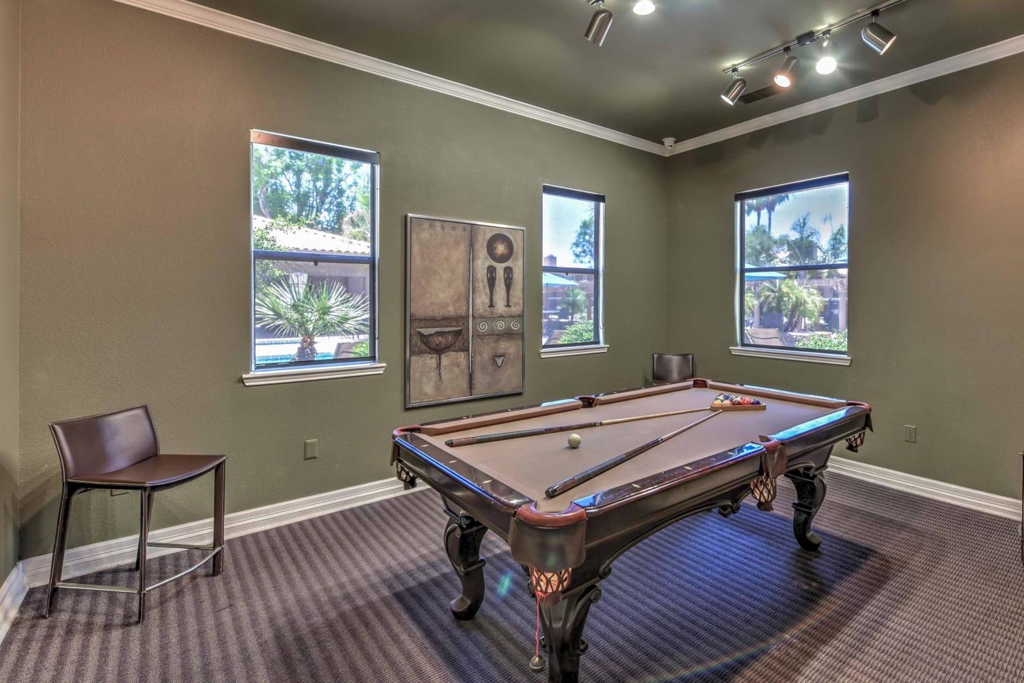 Vibrant With Community Pool Access! Apartamento