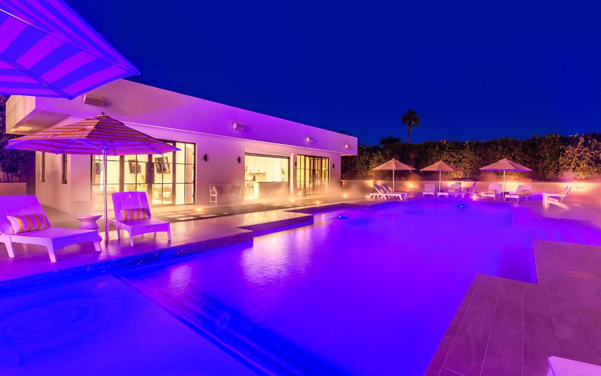 Holiday home Old Town Luxury - Heated Pool, Spa, Rooftop Deck, Sauna, Speakeasy Scottsdale