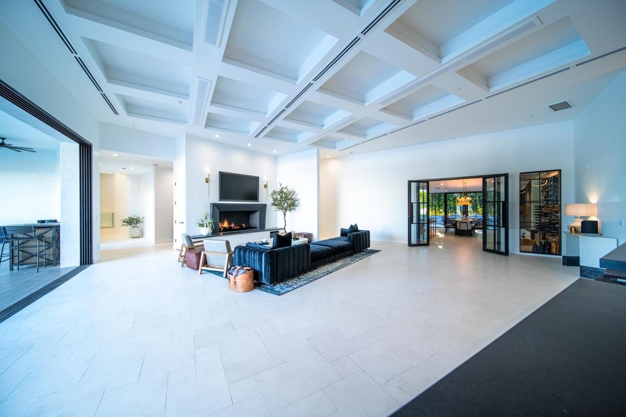 Holiday home Old Town Luxury - Heated Pool, Spa, Rooftop Deck, Sauna, Speakeasy