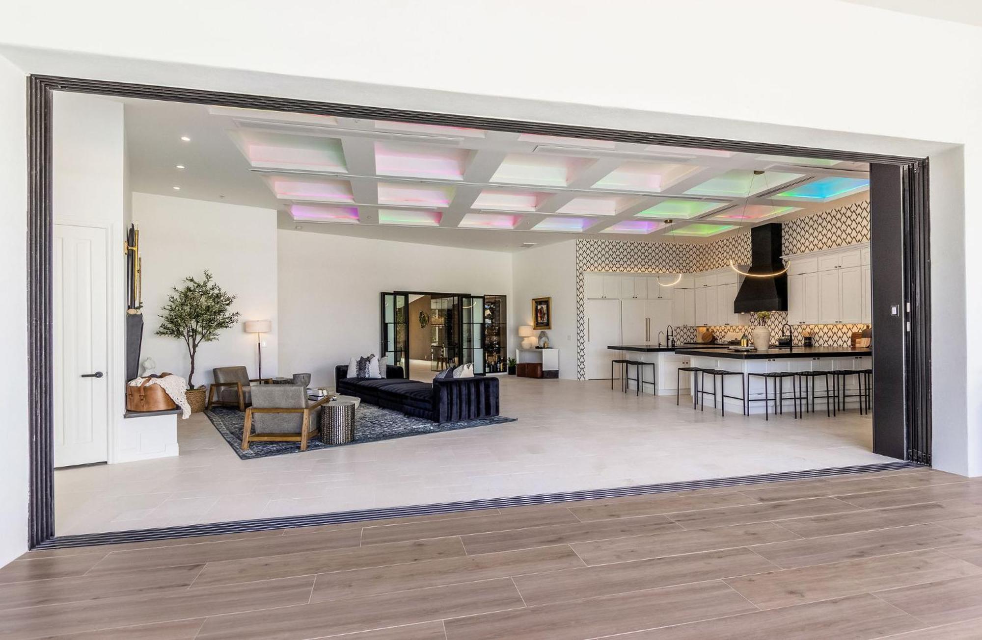 Holiday home Old Town Luxury - Heated Pool, Spa, Rooftop Deck, Sauna, Speakeasy Scottsdale