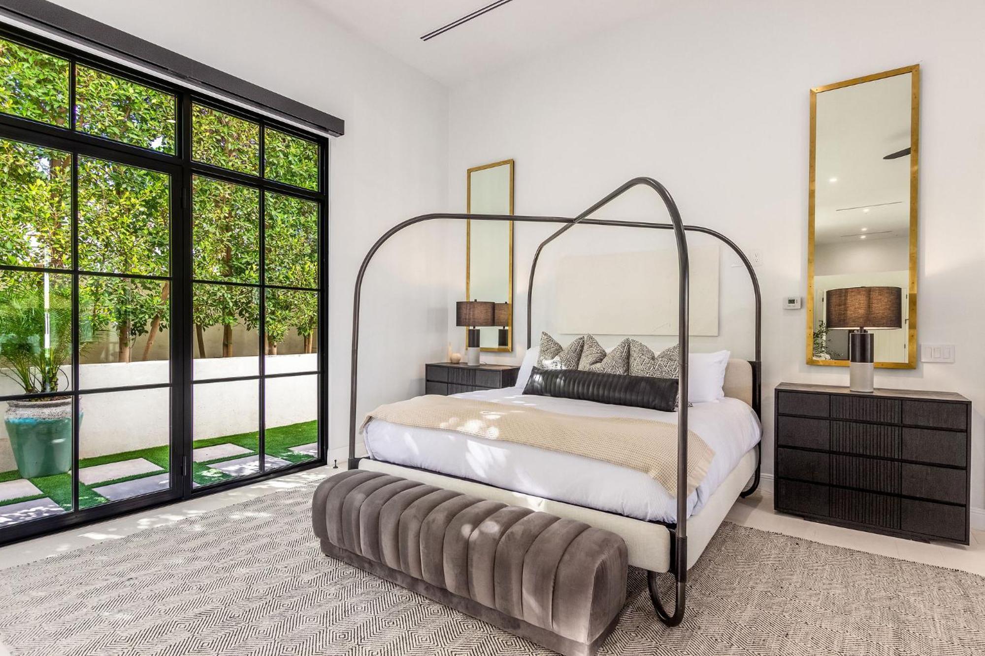 Holiday home Old Town Luxury - Heated Pool, Spa, Rooftop Deck, Sauna, Speakeasy