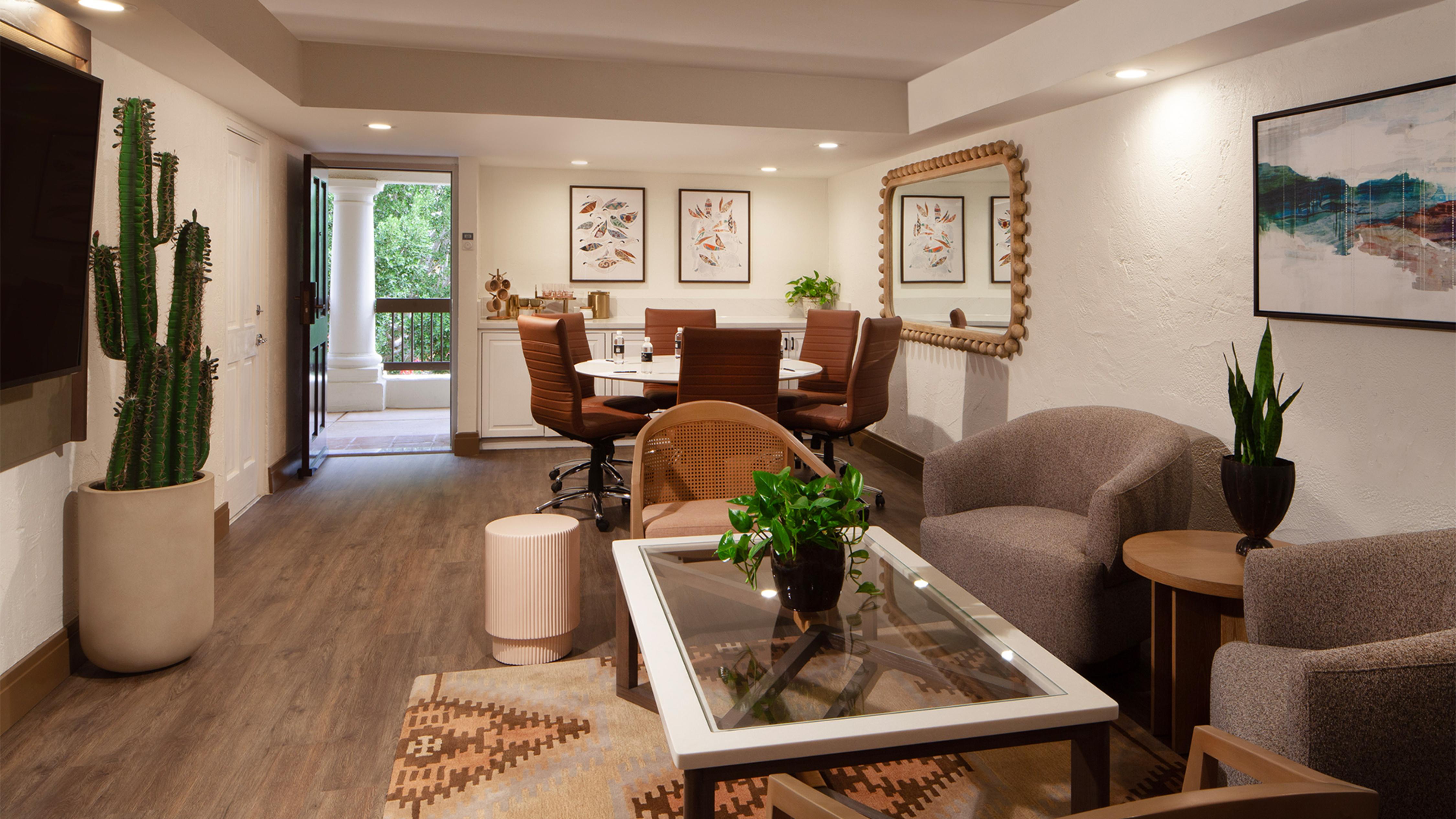Resort The & Spa, Curio Collection By Hilton Scottsdale