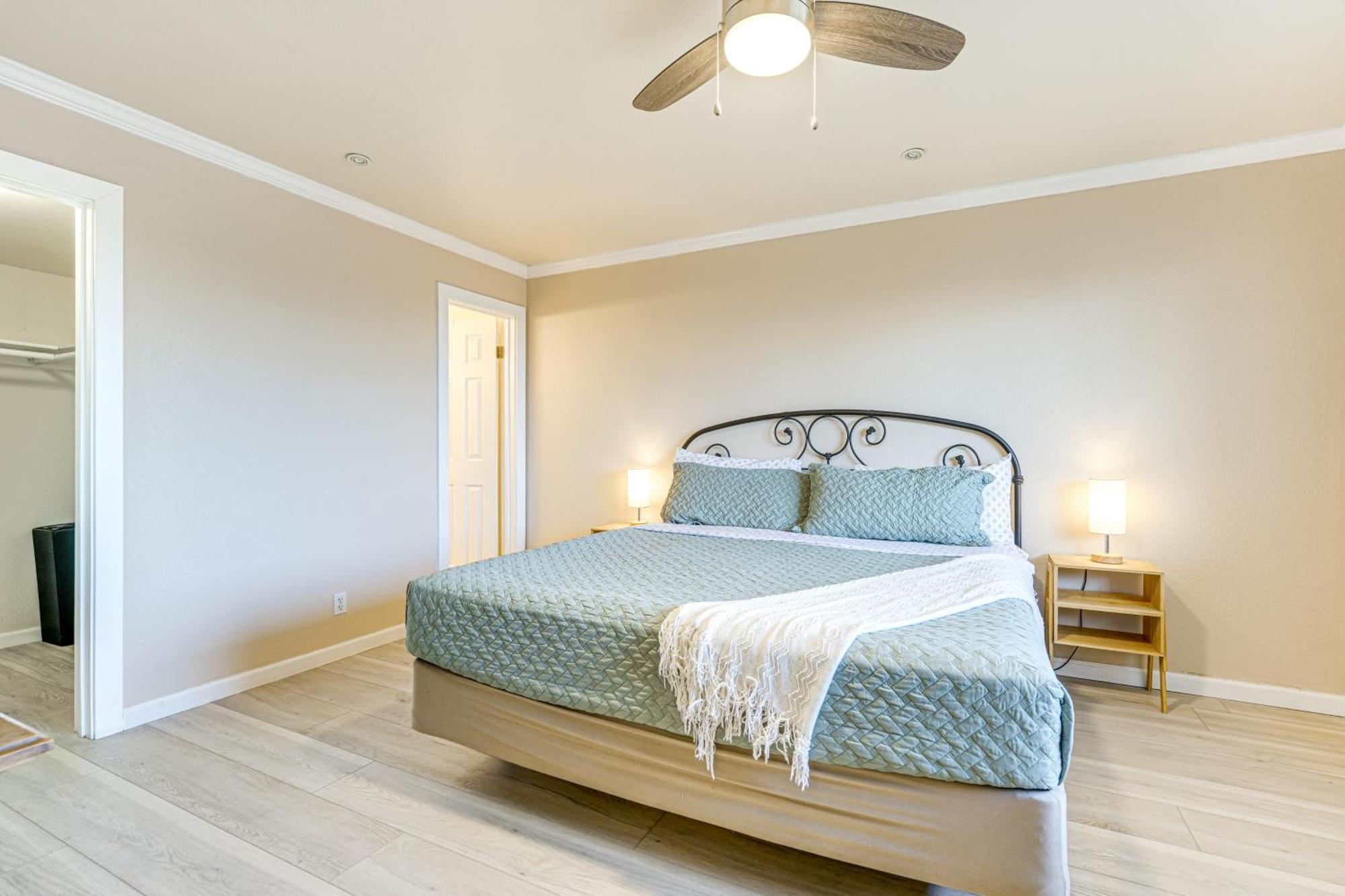 Apartment With Pool Access Walk To Old Town! Scottsdale