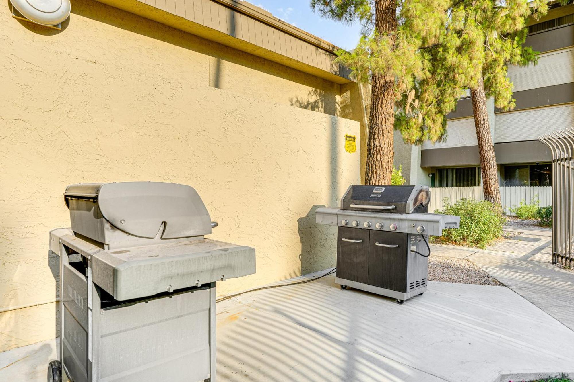 With Pool Access Walk To Old Town!